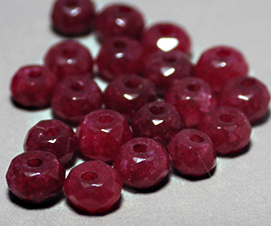Hermoso lote grande de 20 piezas de piedras preciosas de rubí naturales genuinas y finas - 3