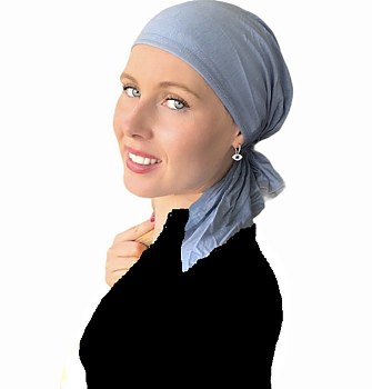 Irene, bambu, ljusblå sjal vid håravfall