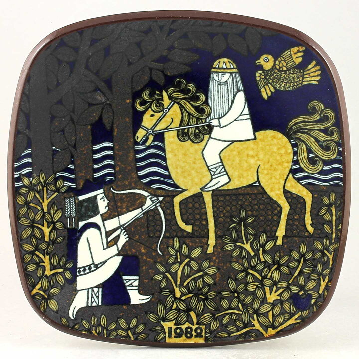 Raija Uosikkinen (Kalevala) Annual Wall Plate 1982 20 cm  [Sample Images] 