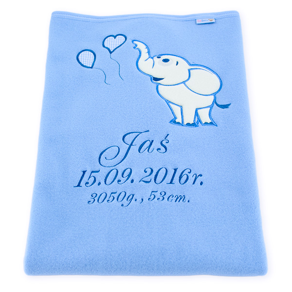 Suuri huopa, jossa on lapsen nimi ja norsu ilmapalloilla. Väri: sininen.