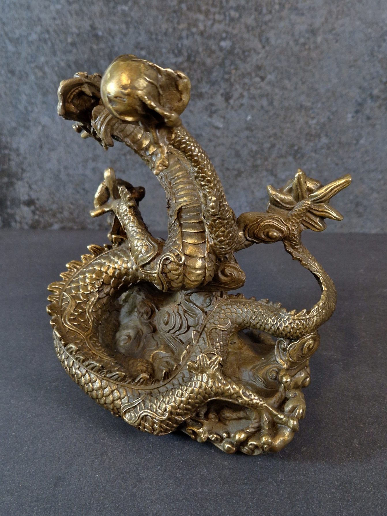 Kinesisk Drake med Klot - Brons Staty - 3