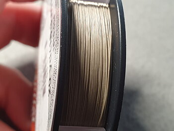 Wildfire 0,15mm 18,3m Beige, Breakage strength 10lb (4,5kg )