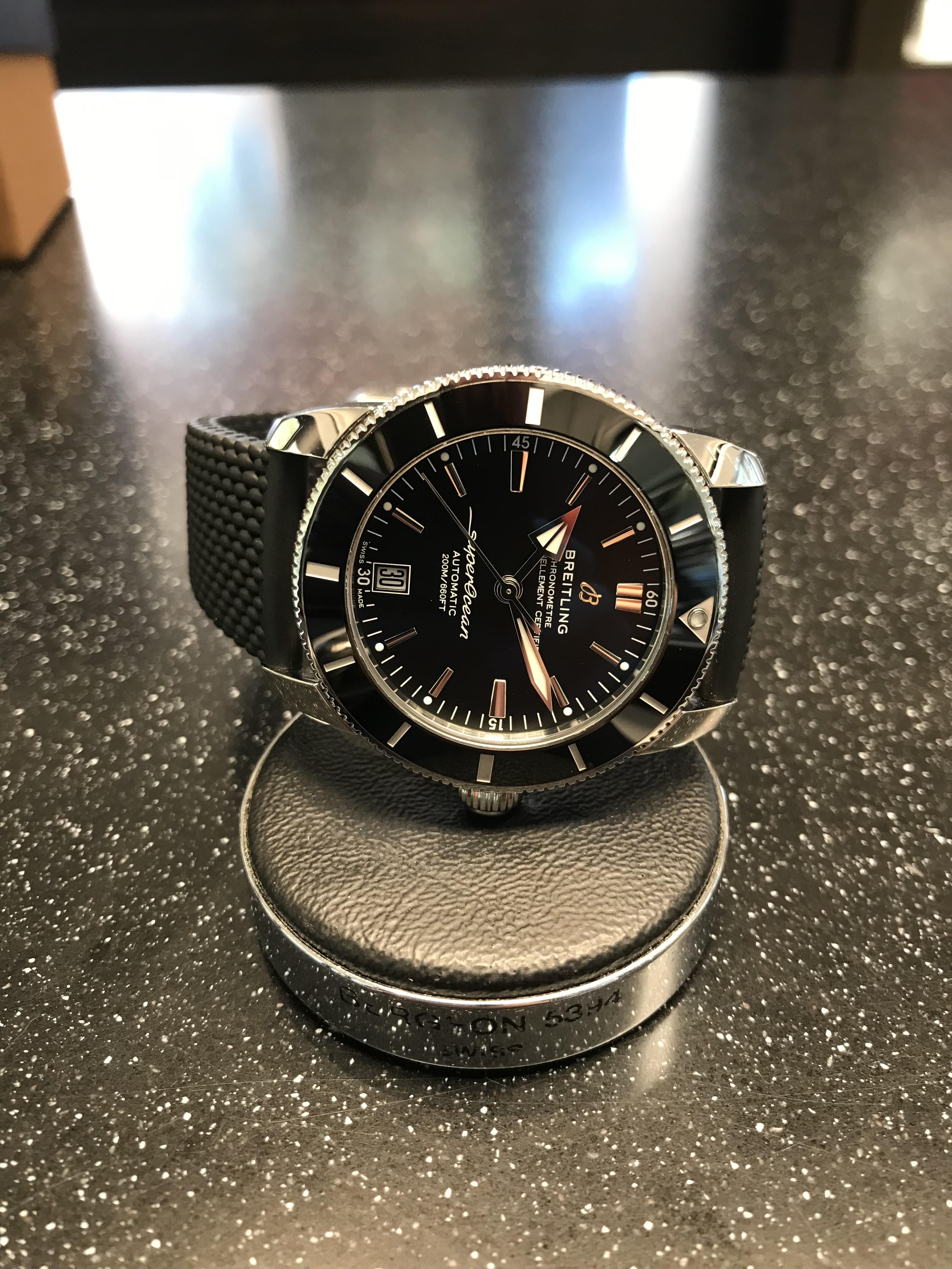 SÅLD 24 september 2021 för 34.000:- Breitling Superocean Heritage Automatic B20 42 Svart