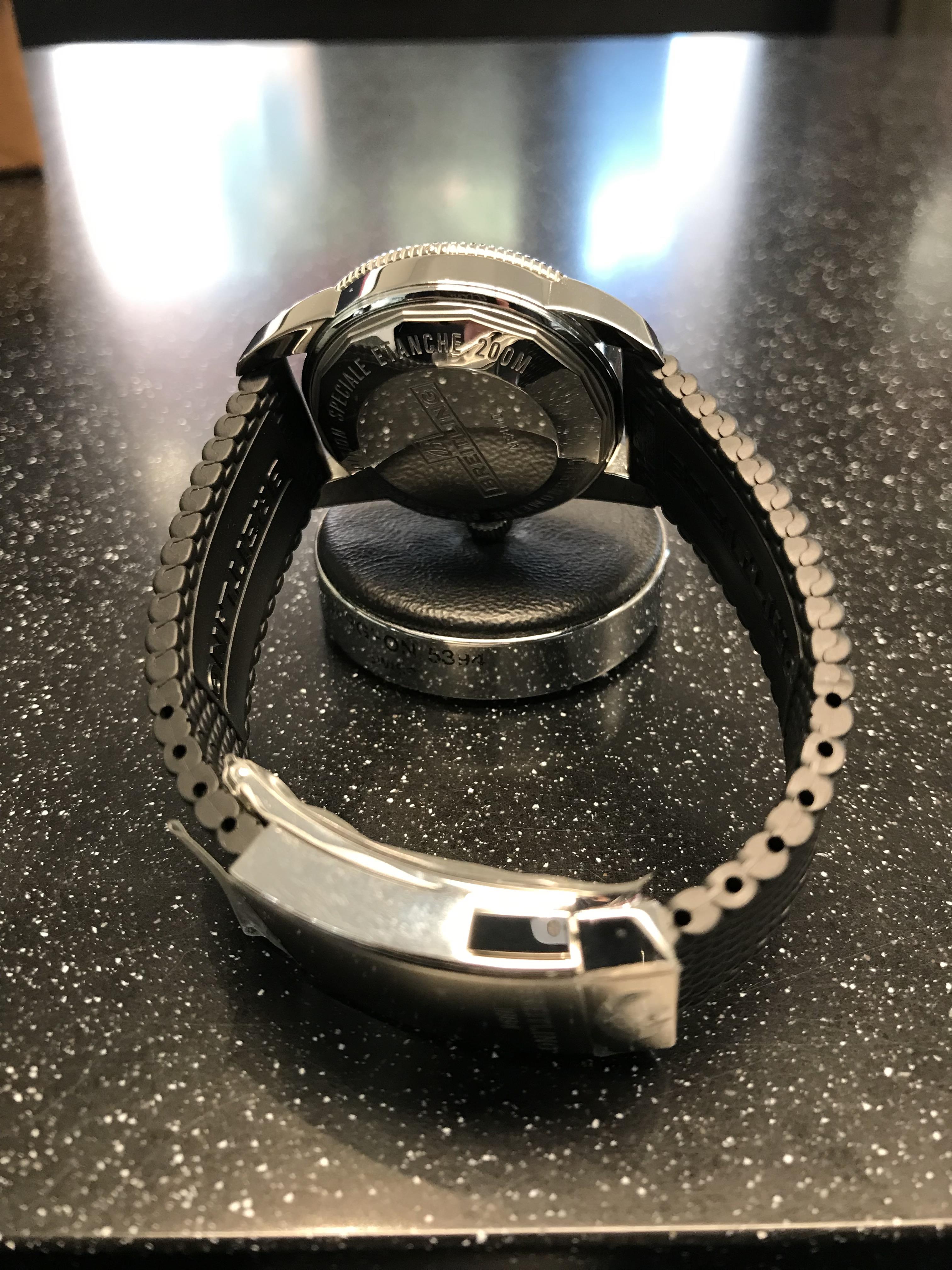 SÅLD 24 september 2021 för 34.000:- Breitling Superocean Heritage Automatic B20 42 Svart - 3