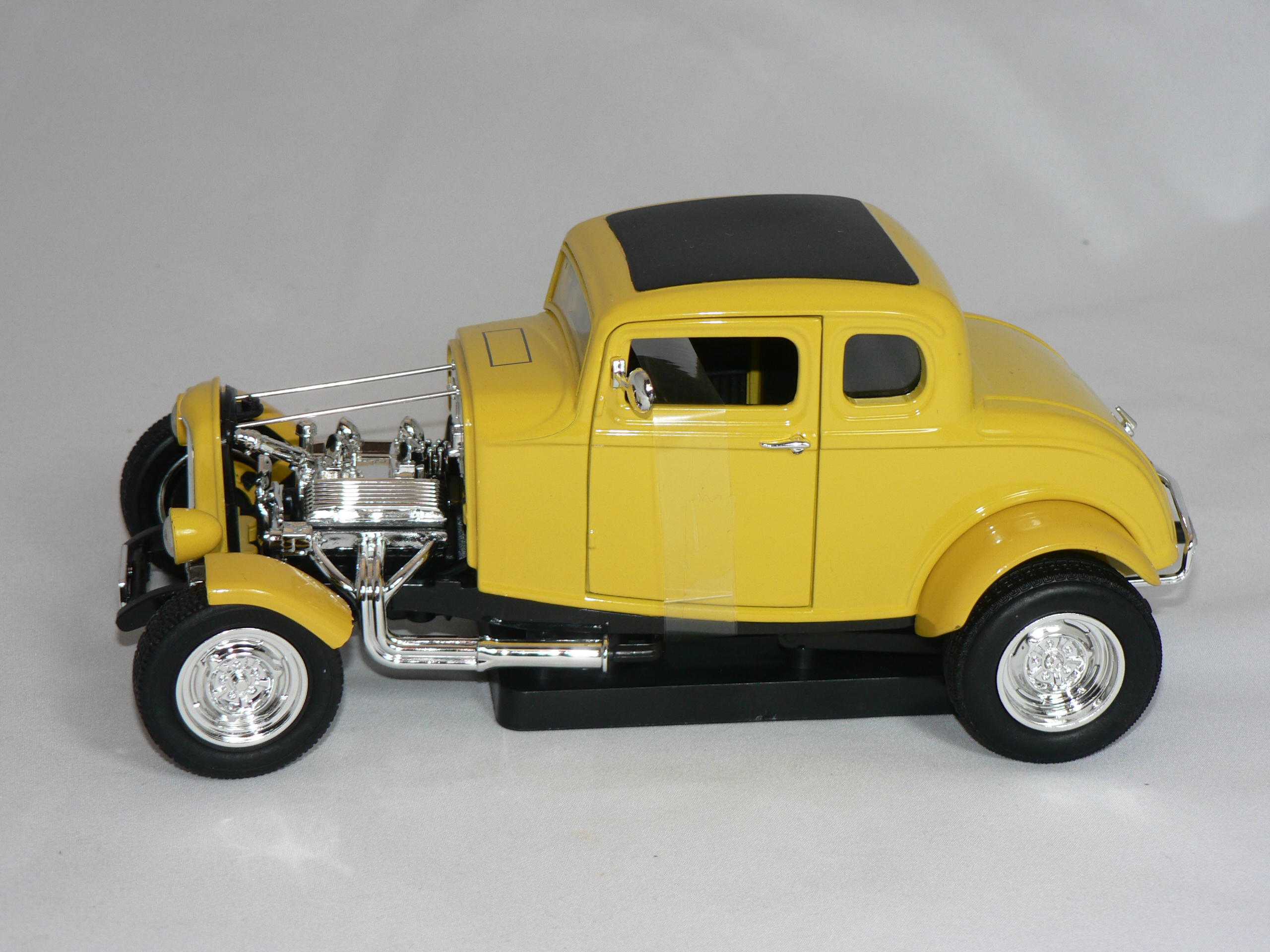 Ford Hot Rod  -1932  1:18  Motor Max - 3