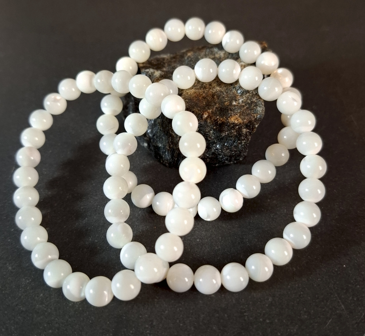 Pärlemor  Armband med 7mm pärlor