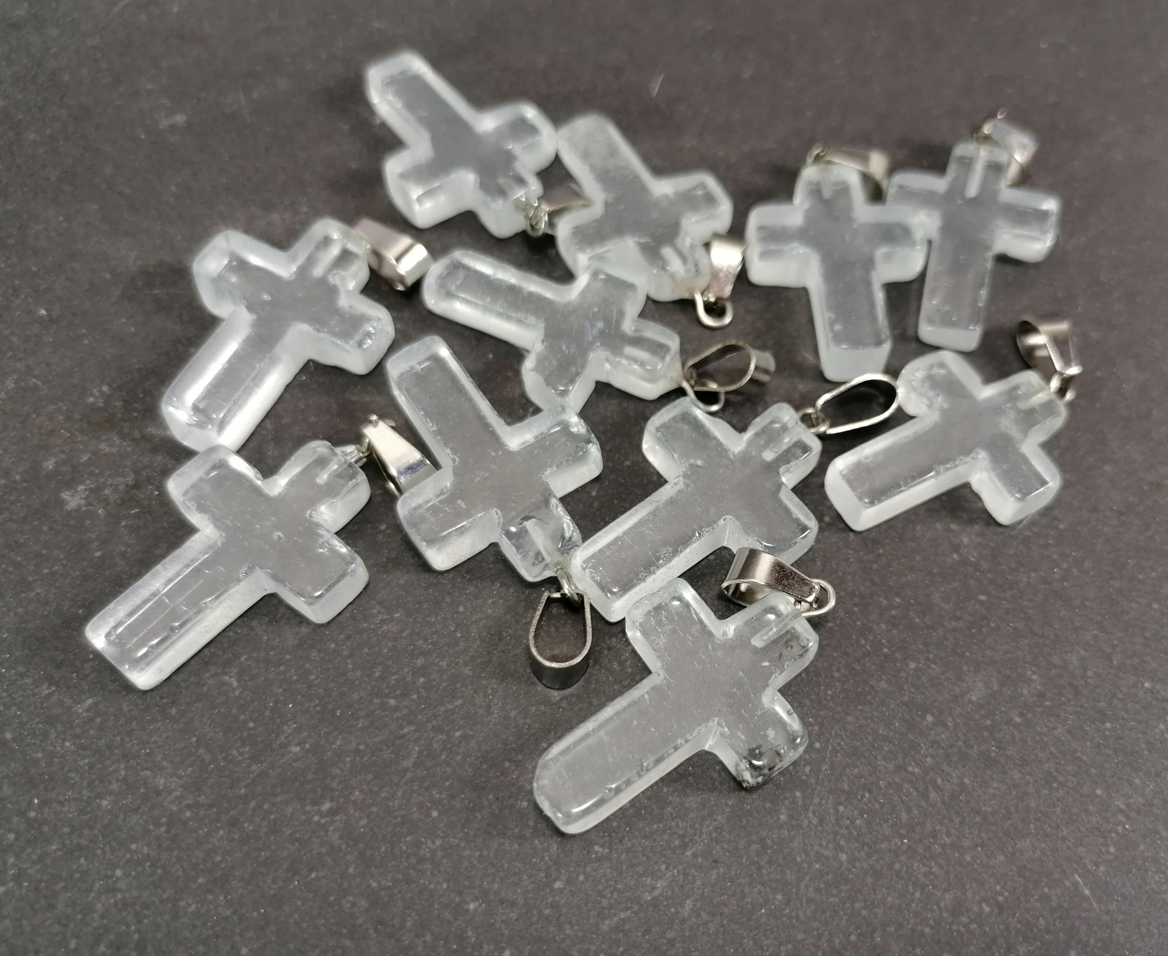 Stenkors halsband i Bergkristall