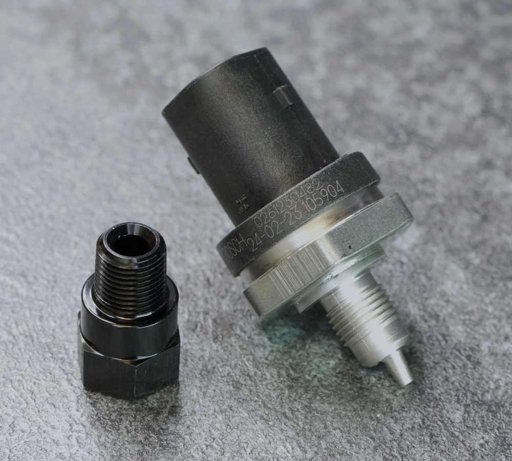 Bosch Combined pressure and temp fluid sensor M10x1 0261230340 / 0261230482 - 5