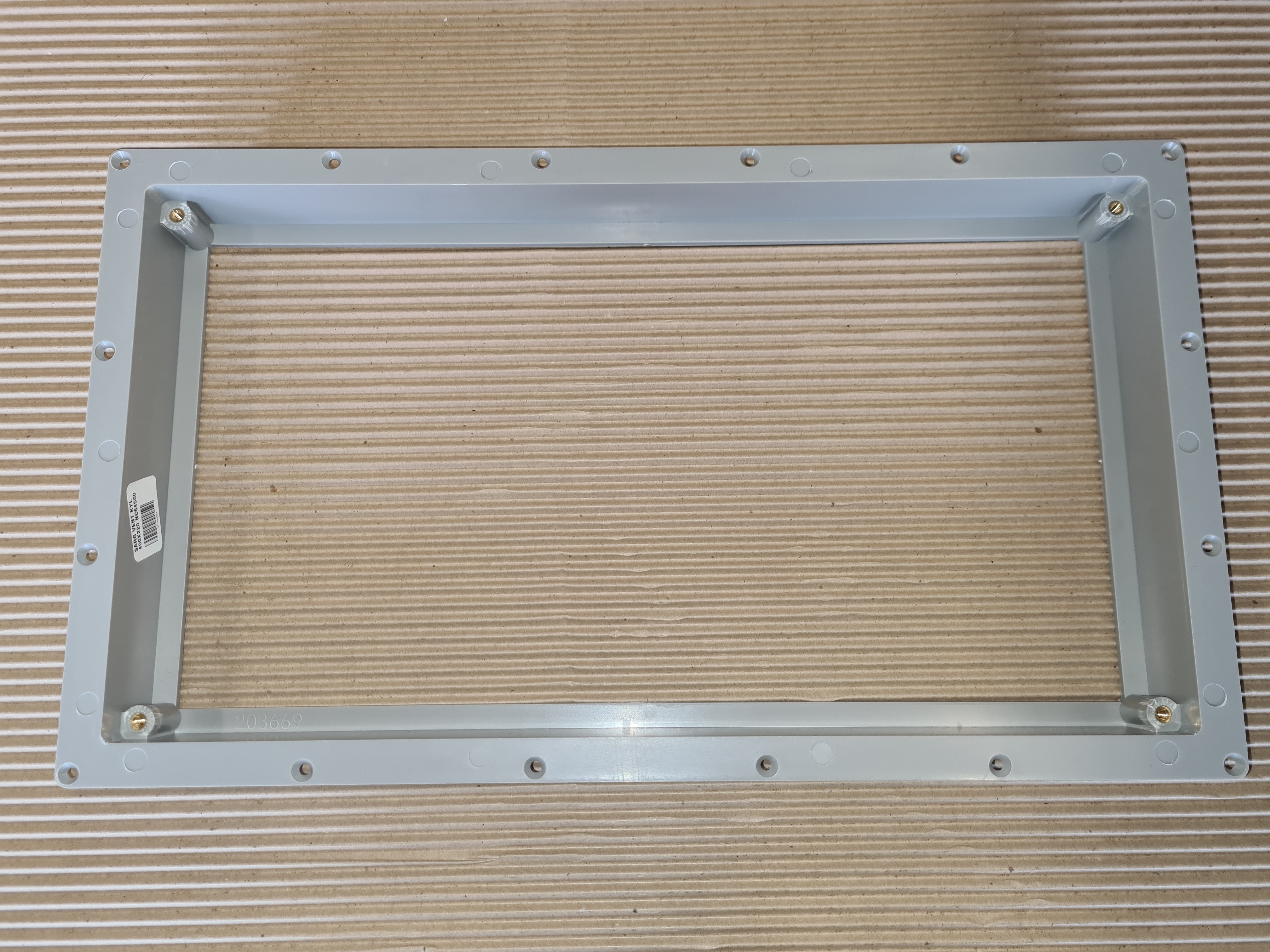 Sarg till vent kylgaller 400x220