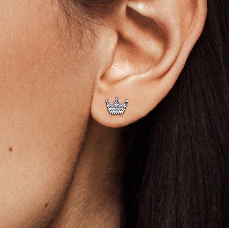 Örhängen "Crown" med vita Austrian Crystals och i 925 Sterling silverplätering - 3