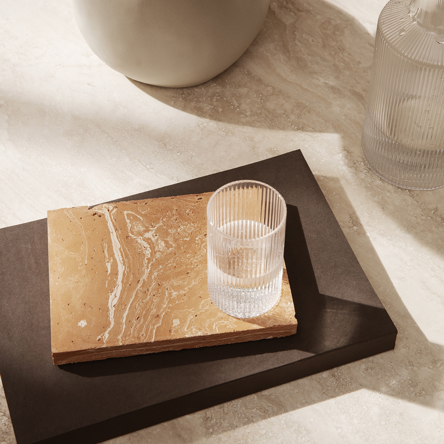 Travertin Soffbord Runt Cashmere Ferm Living - 3