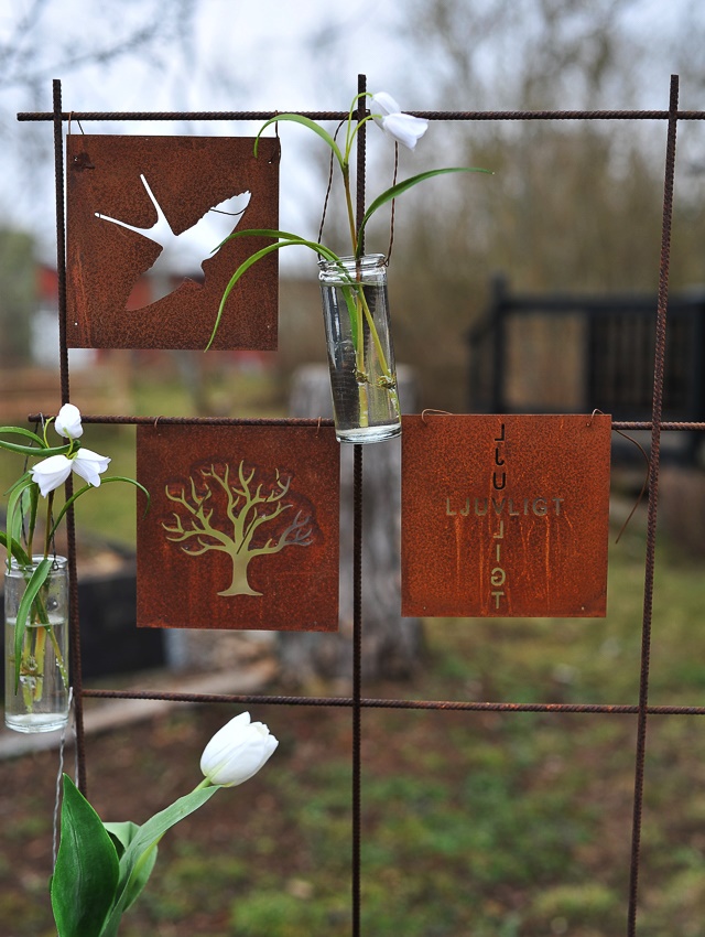 Sign Tree with steel wire for reinforcement mesh or sign holder - 2