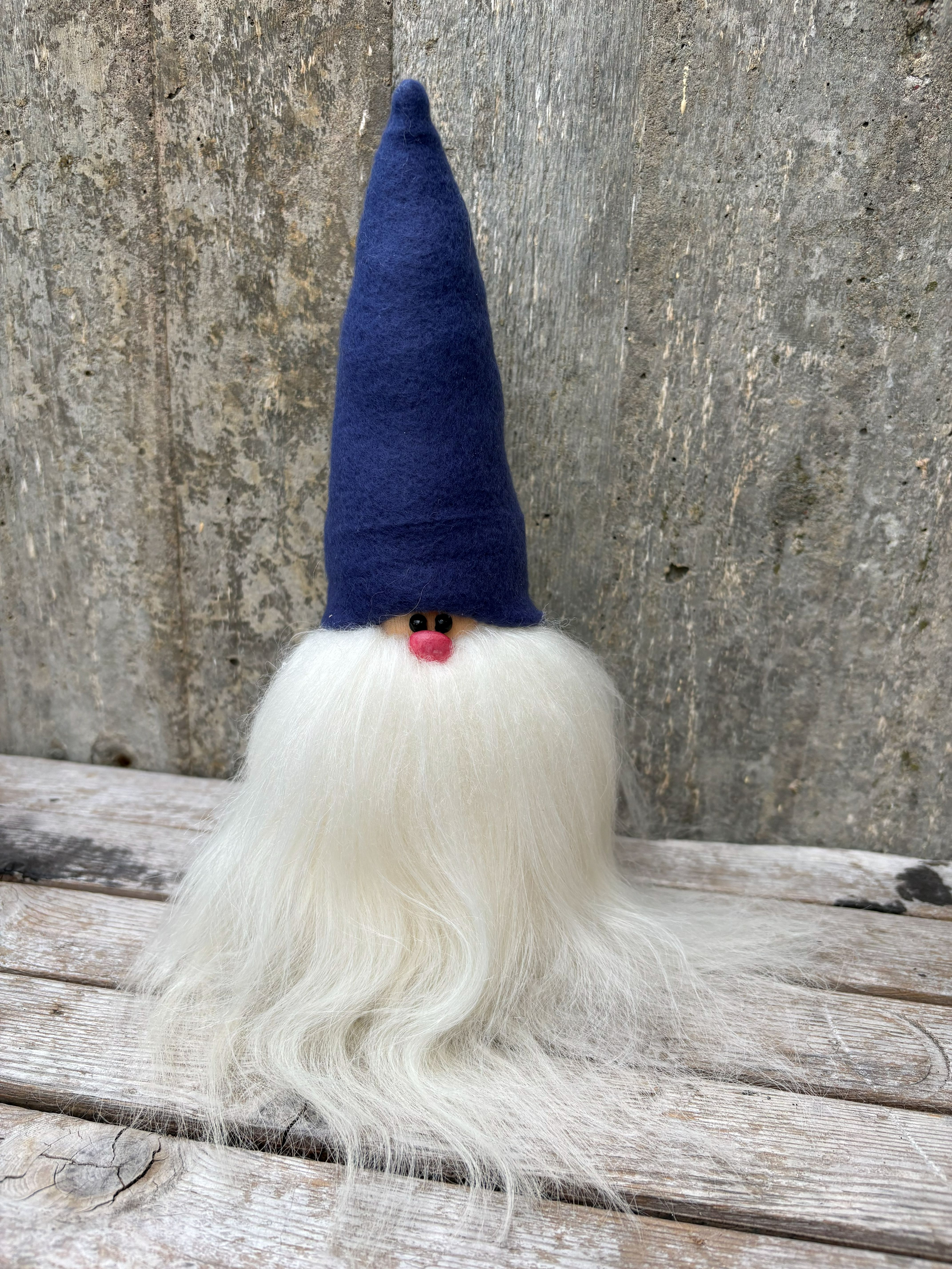 Handgjord Stor Skäggtomte ca 30 cm Årets Färg-mössa True Blue Vitt Skägg Islandsfår