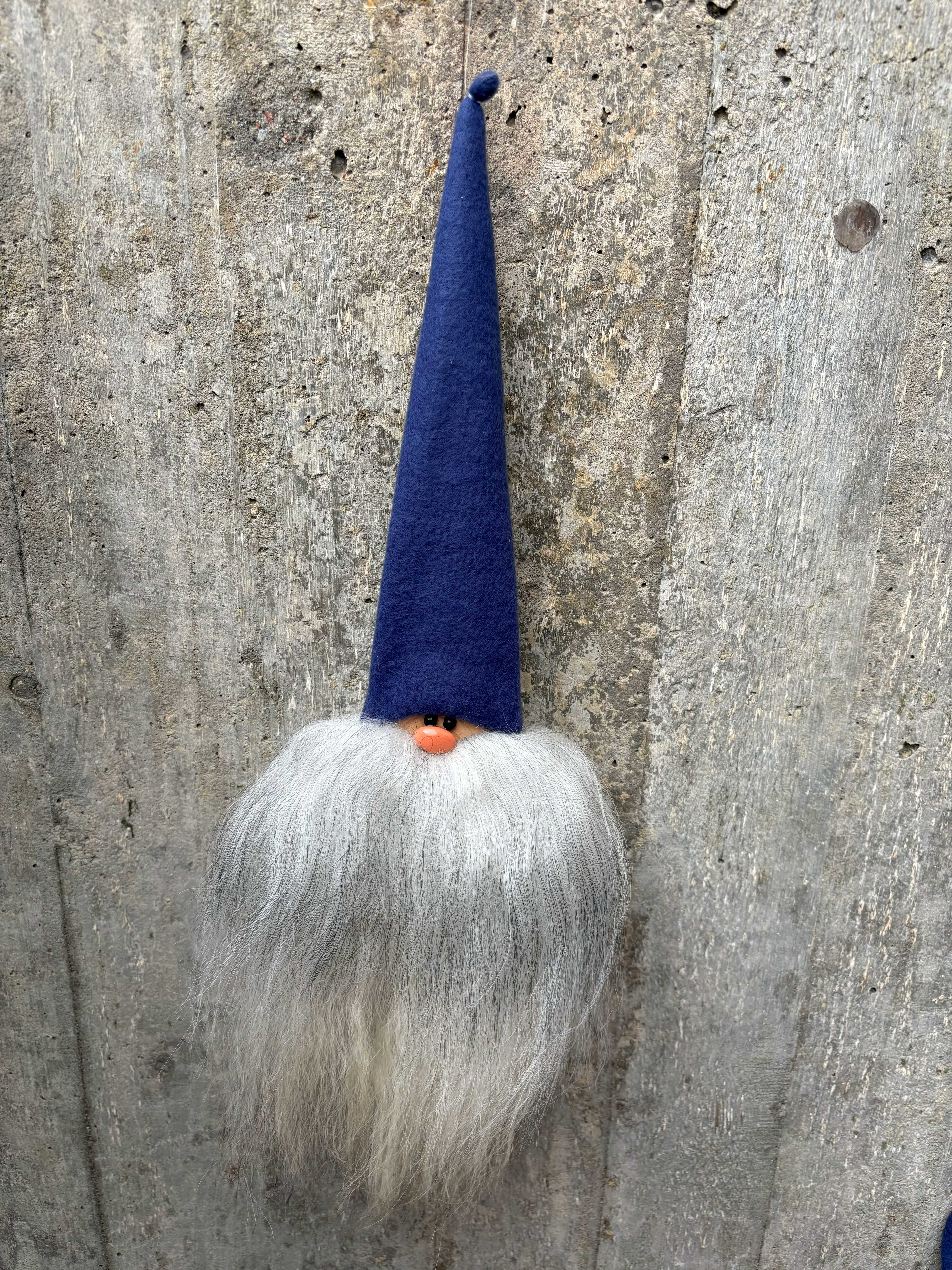 Stor Hängande Tomte "Årets Färg True Blue"-Mössa Grått Skägg Islandsfår