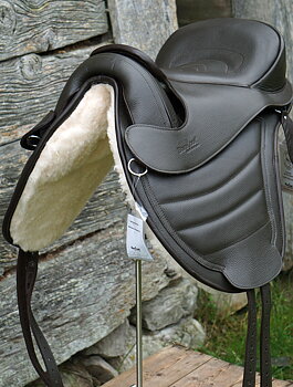 Barefoot® Cheyenne PRO (allround, distans - smal sits)