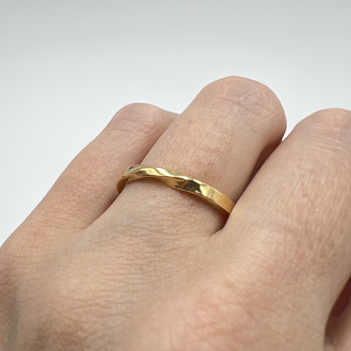 Ring Hazel 2 mm handgjord guld 18 karat  - 3