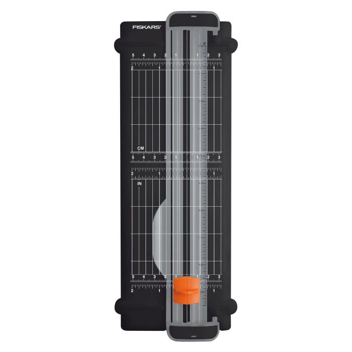 Fiskars • Recycled SureCut paper trimmer 22cm