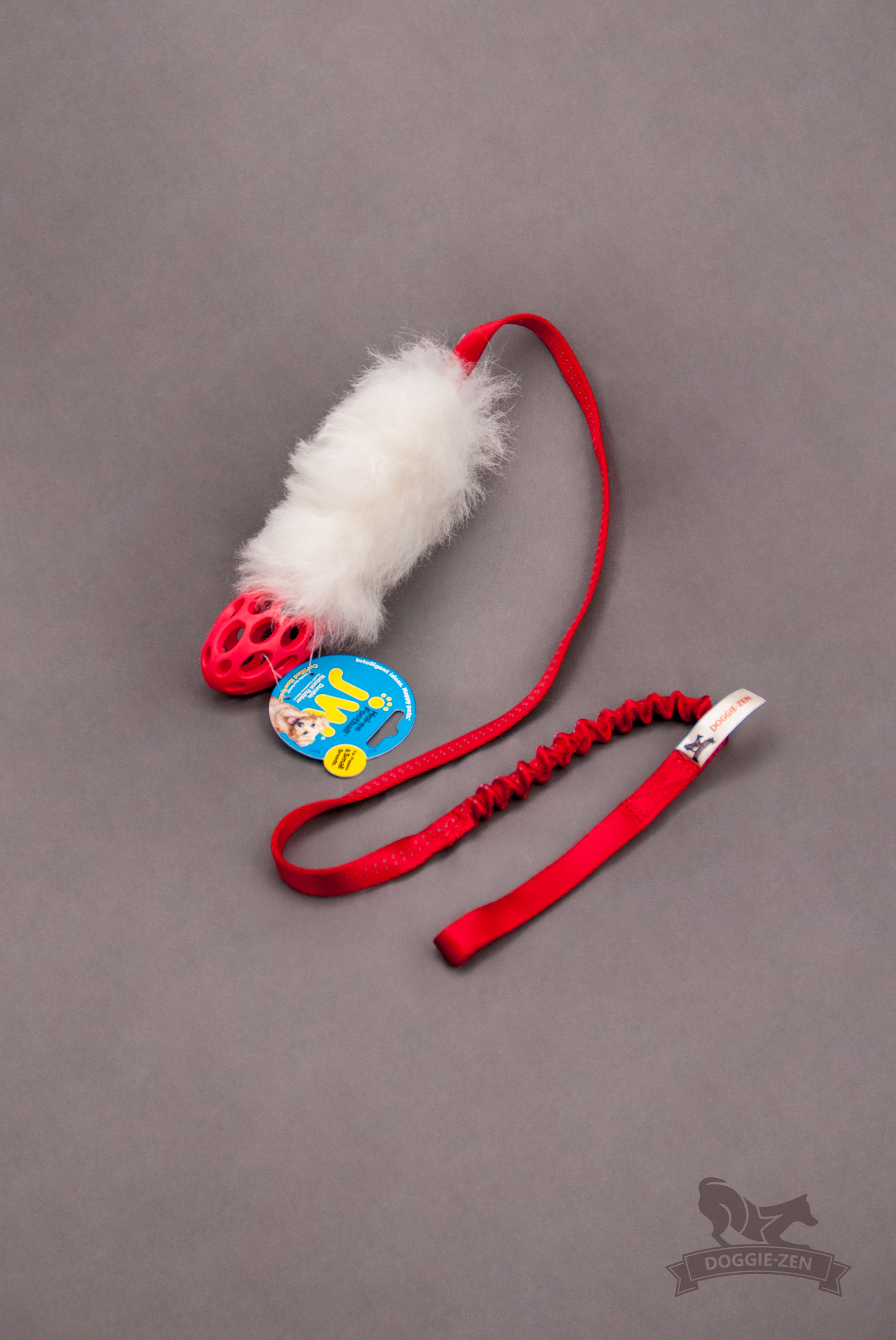 Bungee Sheepskin Chaser Tug S with Hol-ee Football - 2