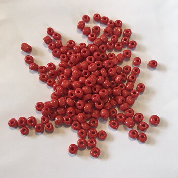 Röd - jul, rocaillepärlor, 4mm, ca 300st/22g
