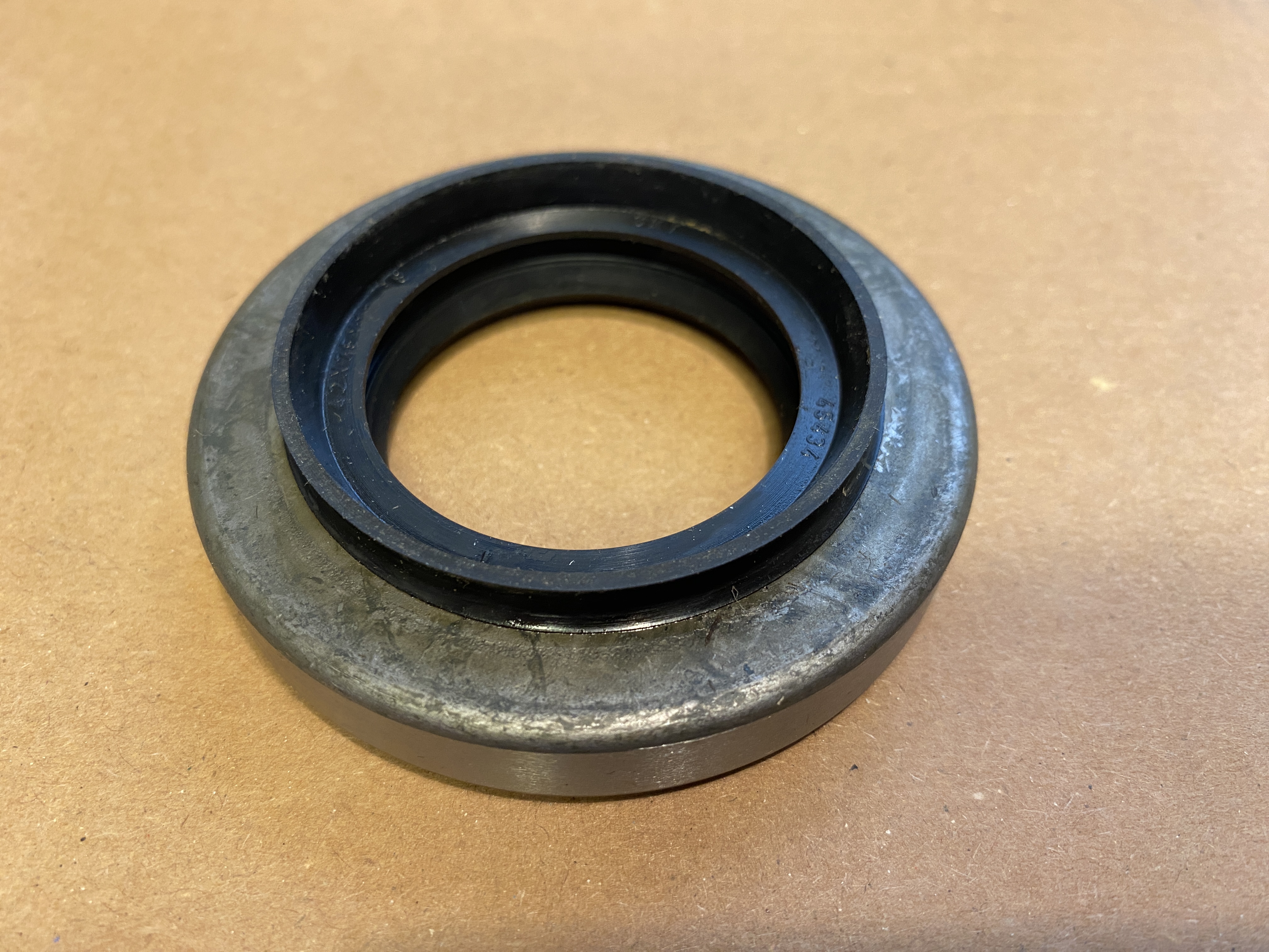 Seal 42 x 75 x 11,57 - 2