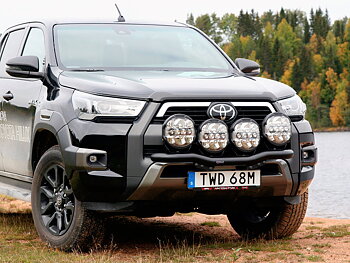 Q-LIGHT Toyota Hilux 21- extraljusfäste (extraljusbåge) för 4st lampor 