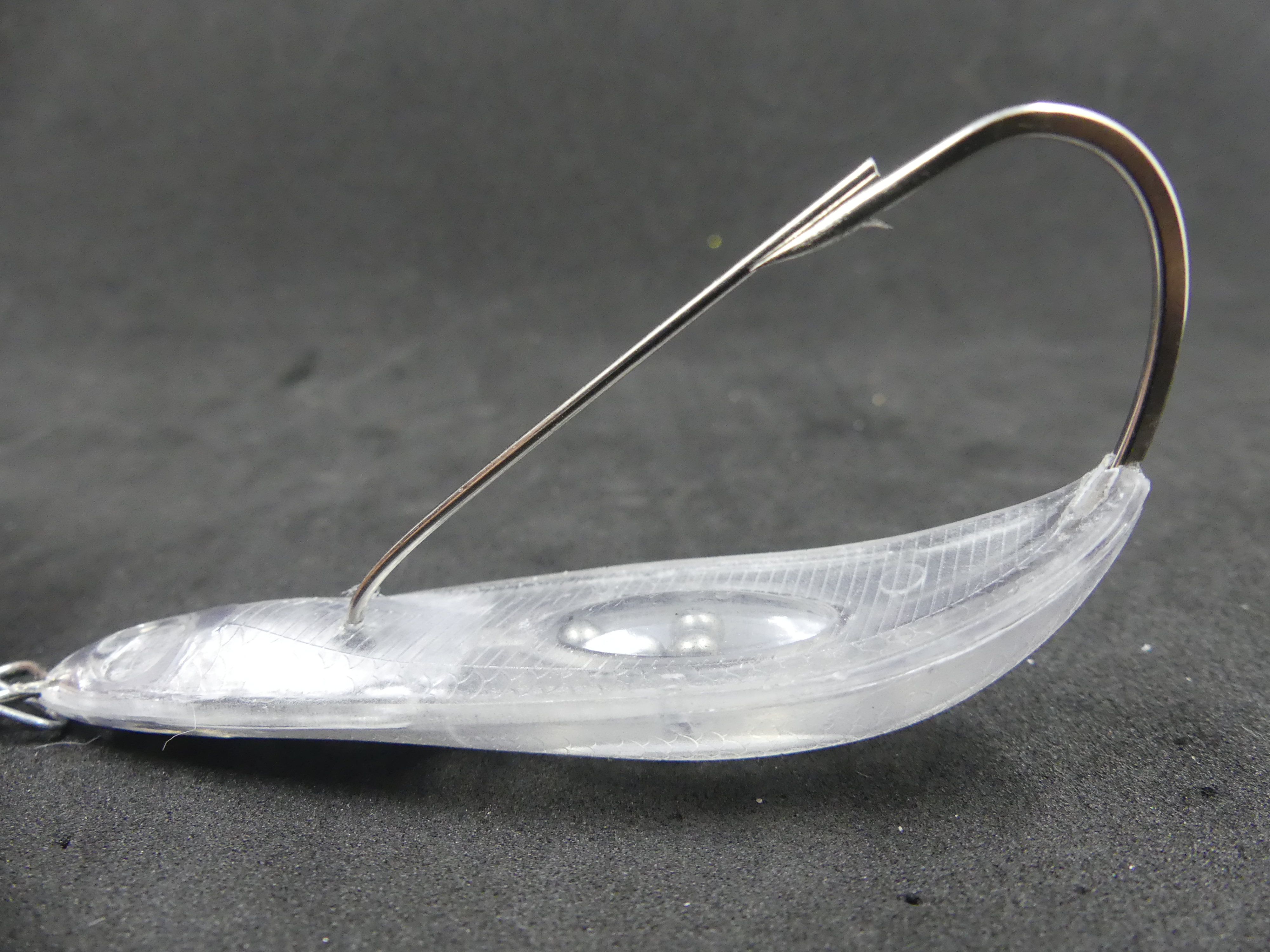 Weedless spoon 8,5 cm - 18 grams incl eyes - 3