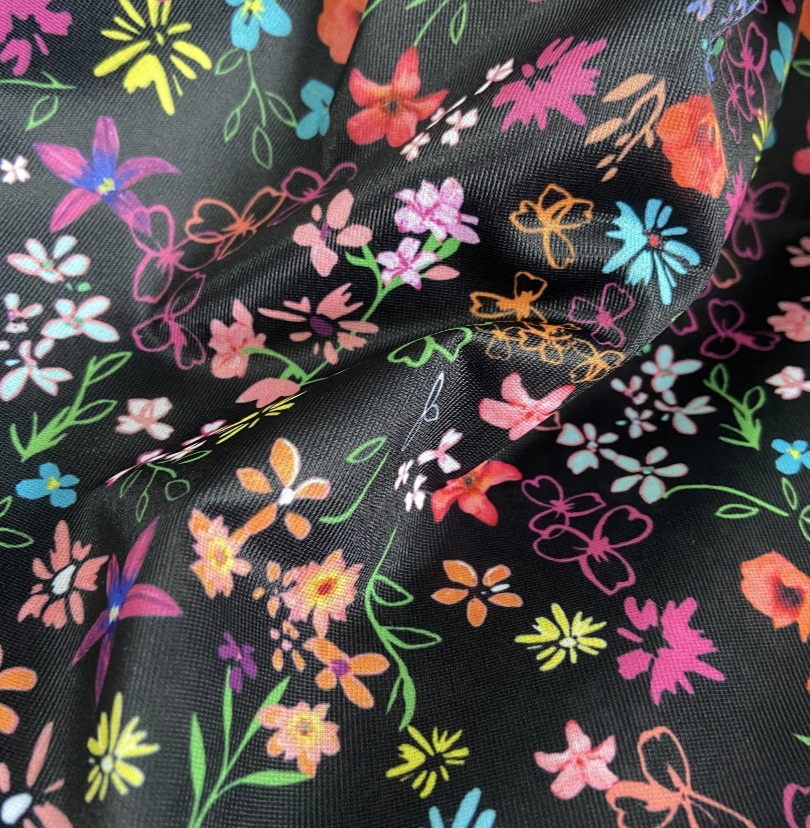 Powernet - Svart med vackra blommor 