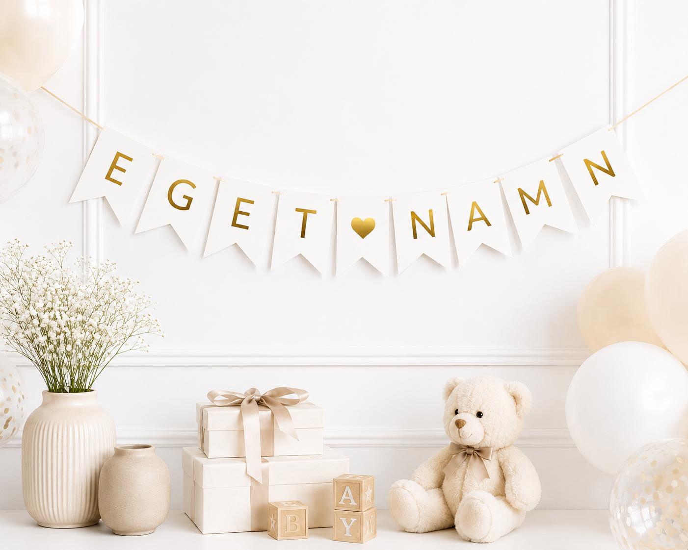Personlig vimpel med namn till dop och barnrum i beige och vit dekoration