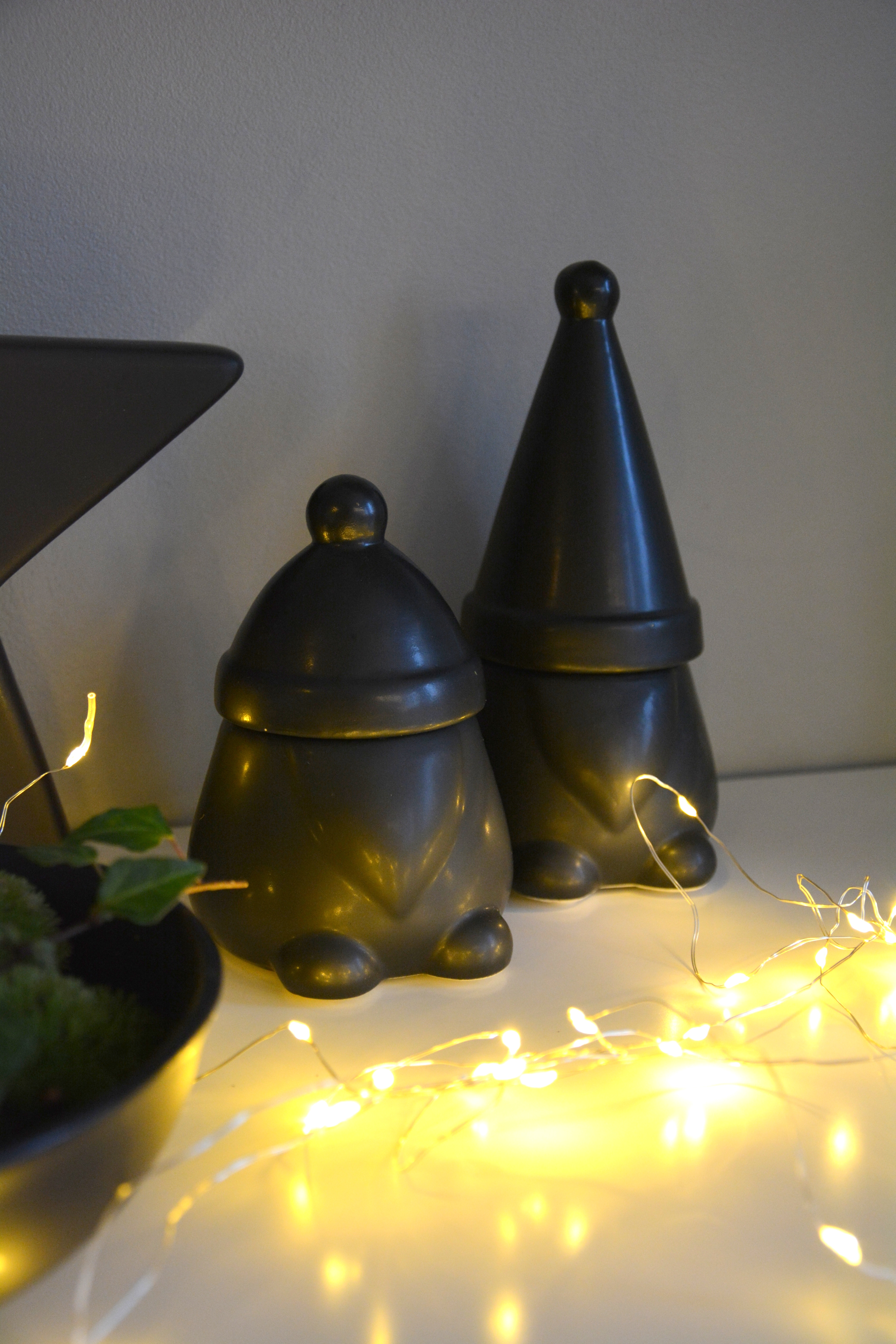Tomte / skål svart liten. 12 cm - 7