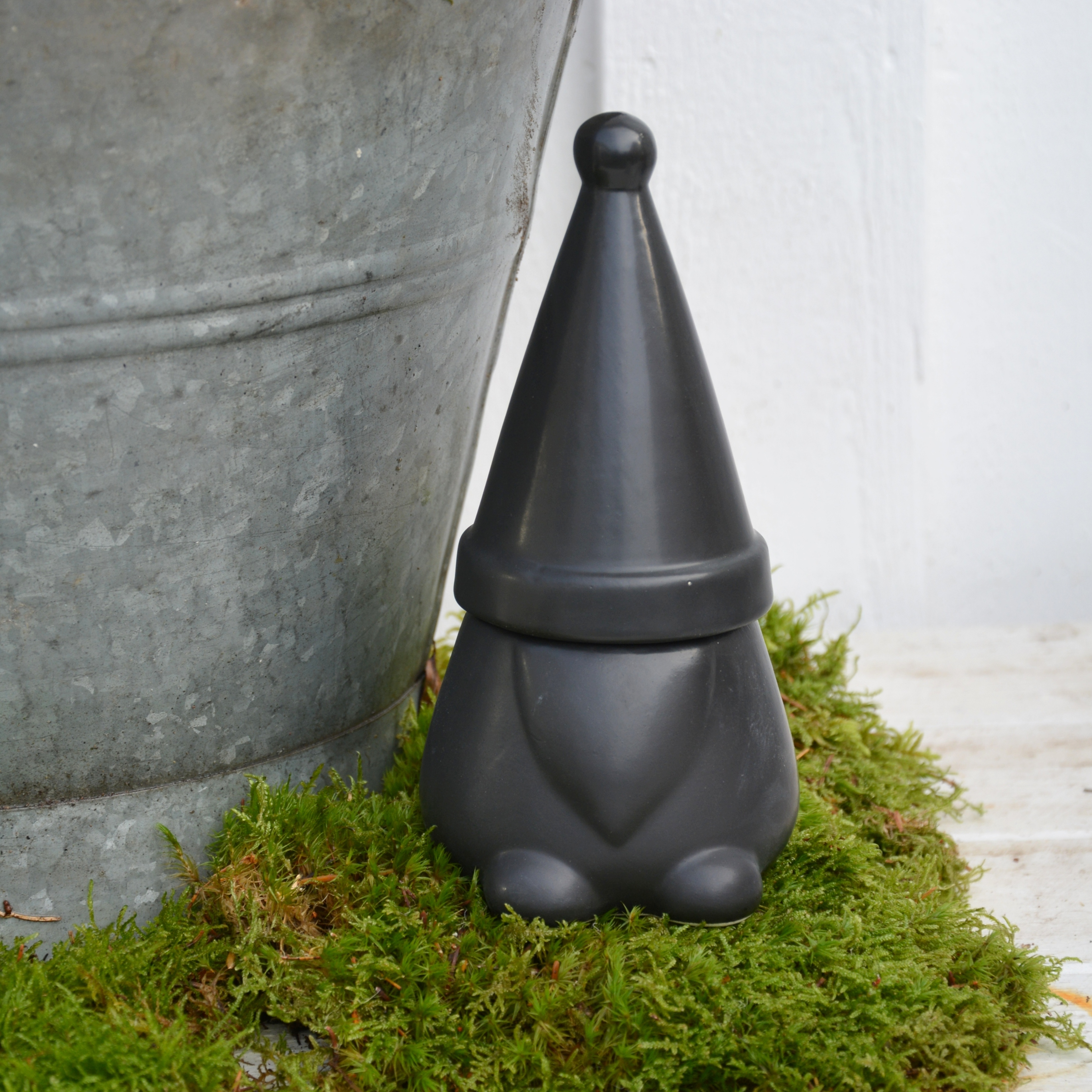 Tomte / skål svart stor. 17 cm - 3