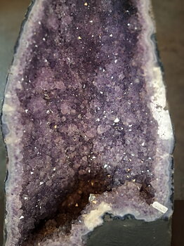 Ametistgrotta - GRAM9 - 40cm 