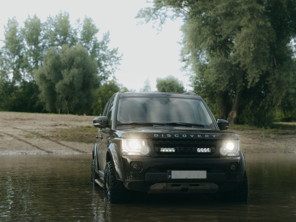 Land Rover Discovery 4 2014-2016 Grille Kit - Triple-R 750 - 4