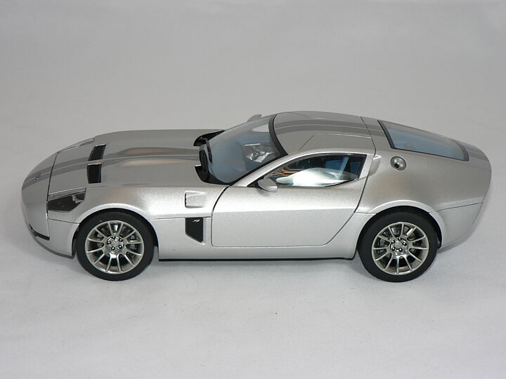Ford Shelby GR-1 Concept   1:18  Auto Art
