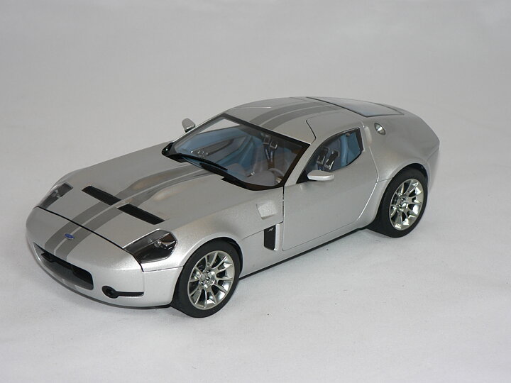 Ford Shelby GR-1 Concept   1:18  Auto Art