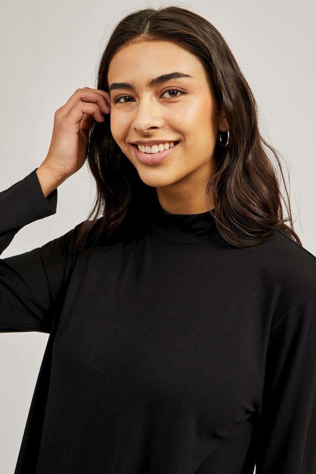 ALVERA TOP - BLACK - 2