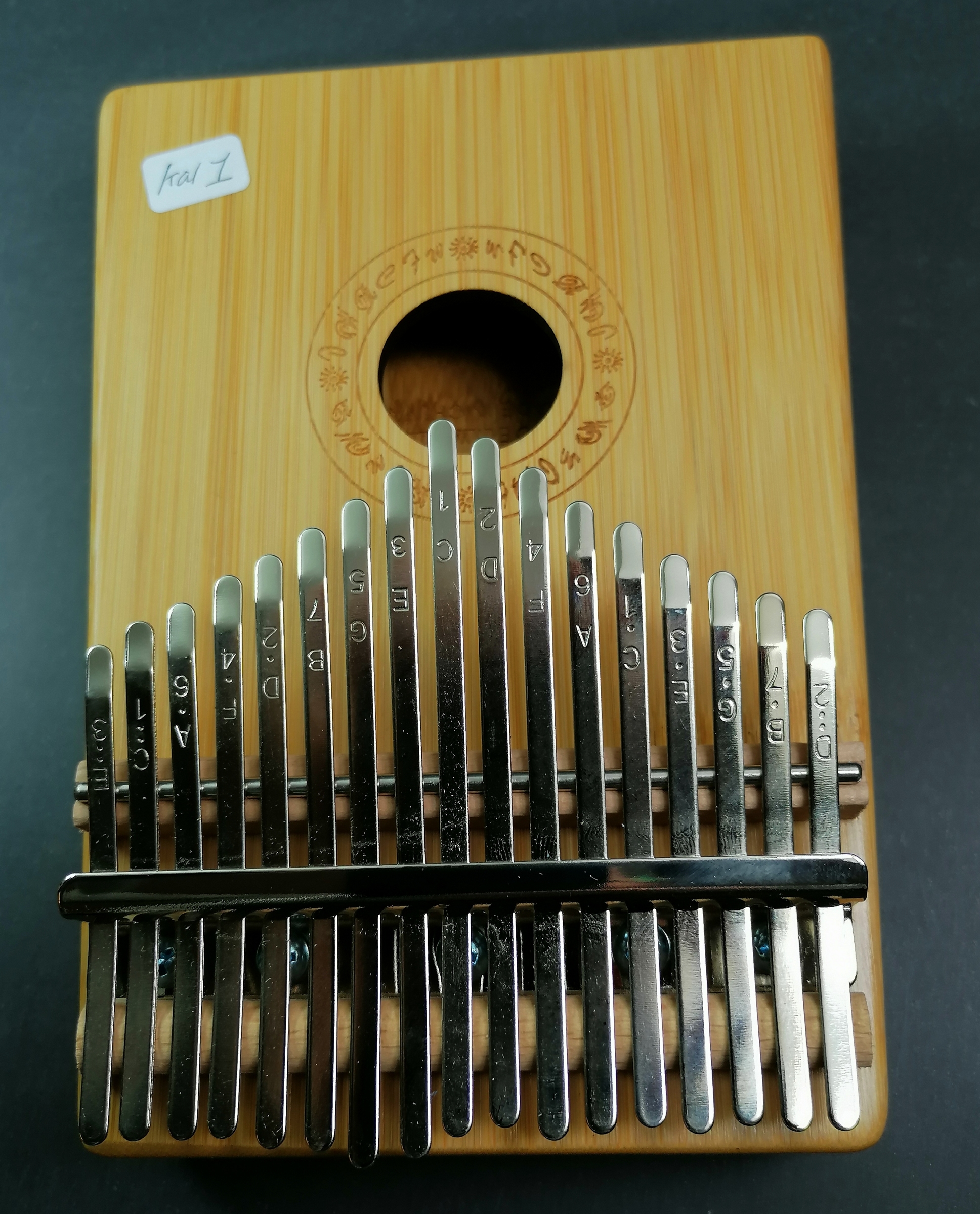  Kalimba i Bambu - Tumpiano