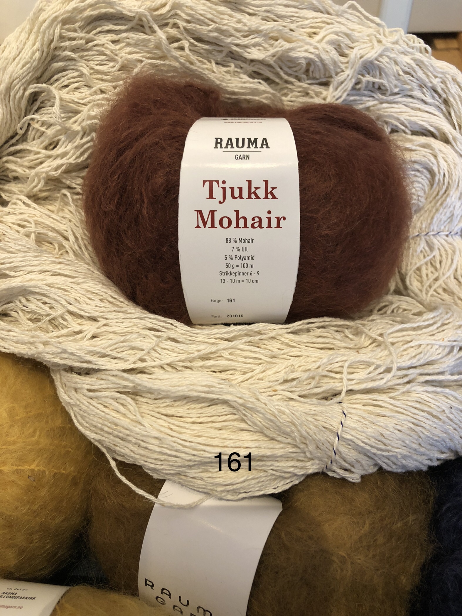 Tjukk mohair färg 161 Kastanje 50 g