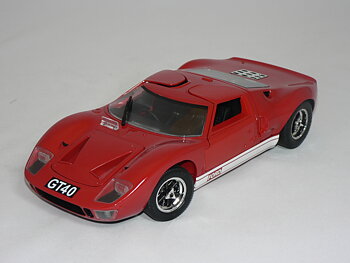 Ford GT40 Street Version  1:18  Eagles Race