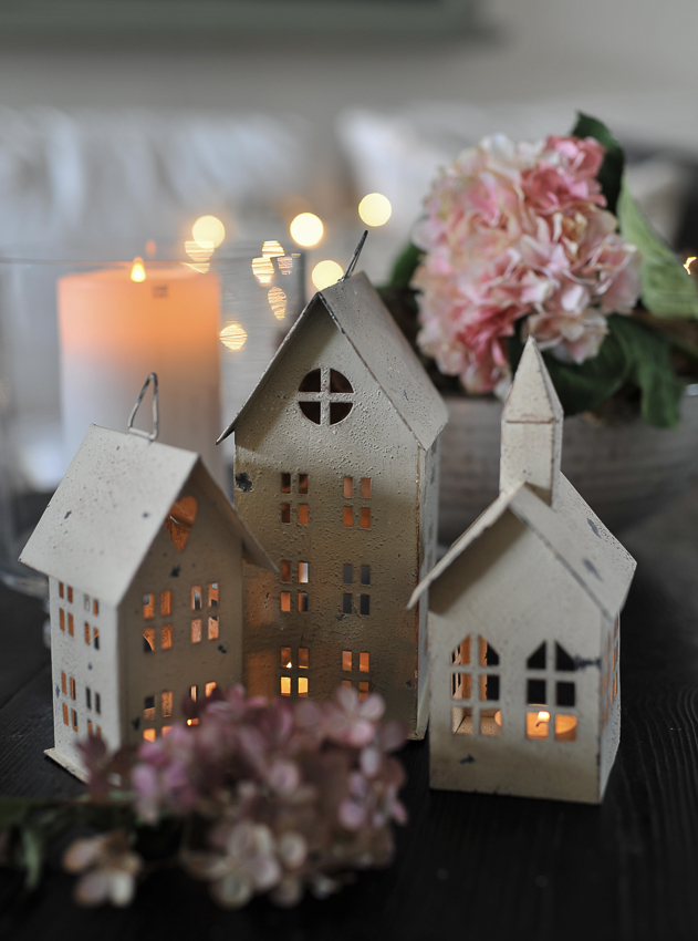 House lantern - House - Lantern - 15.5 cm - 2
