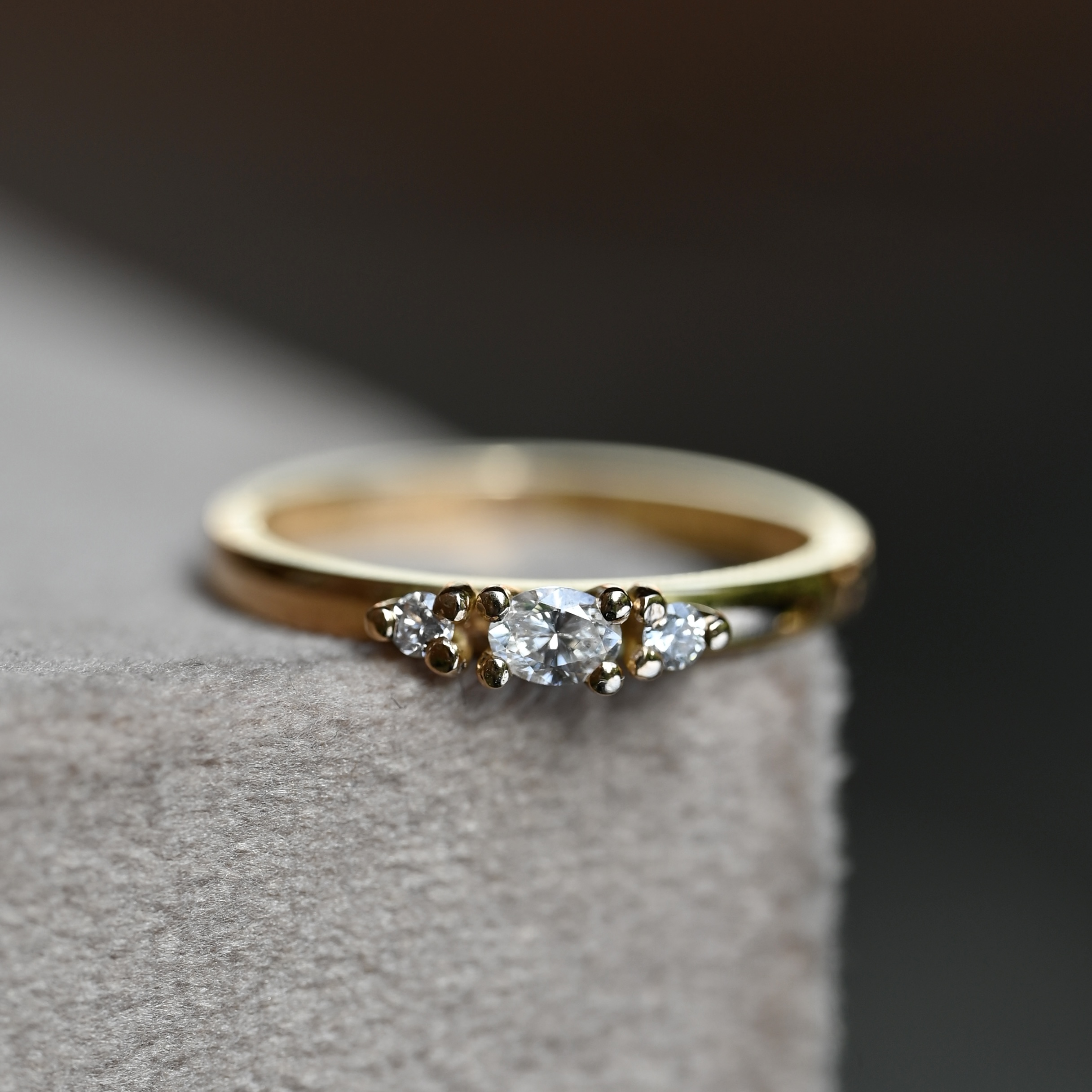 Ring Louise handgjord diamanter guld 18 karat