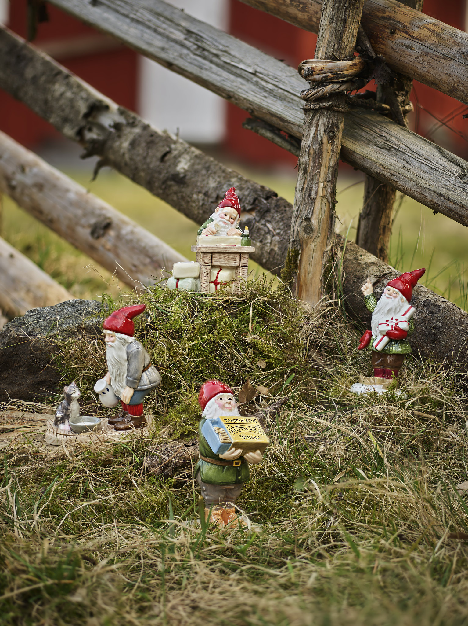 Jenny Nyström Tomte "Skrivtomten" - 2