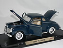 Plymouth -1941  1:18  Road Legends