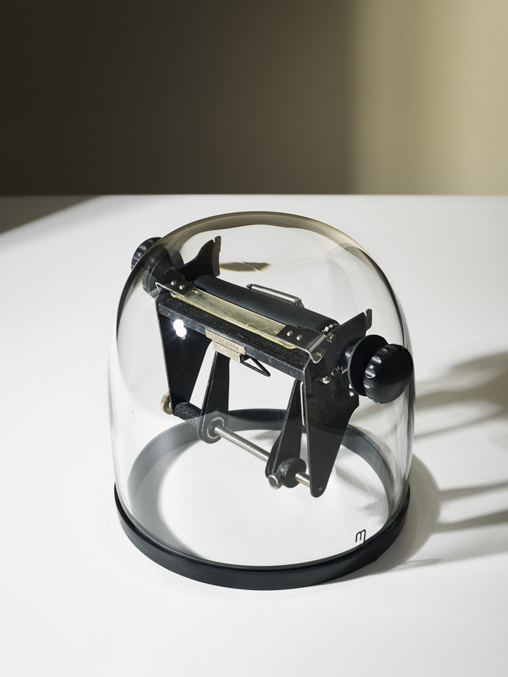 Maria Johansson: Objects, about [signed] - 5