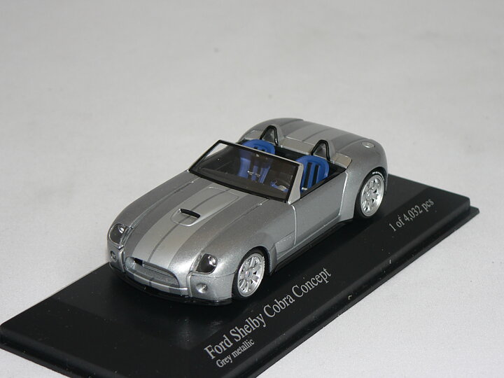Ford Shelby Cobra Concept -2004 (1 of 4032 pcs)  1:43  Minichamps