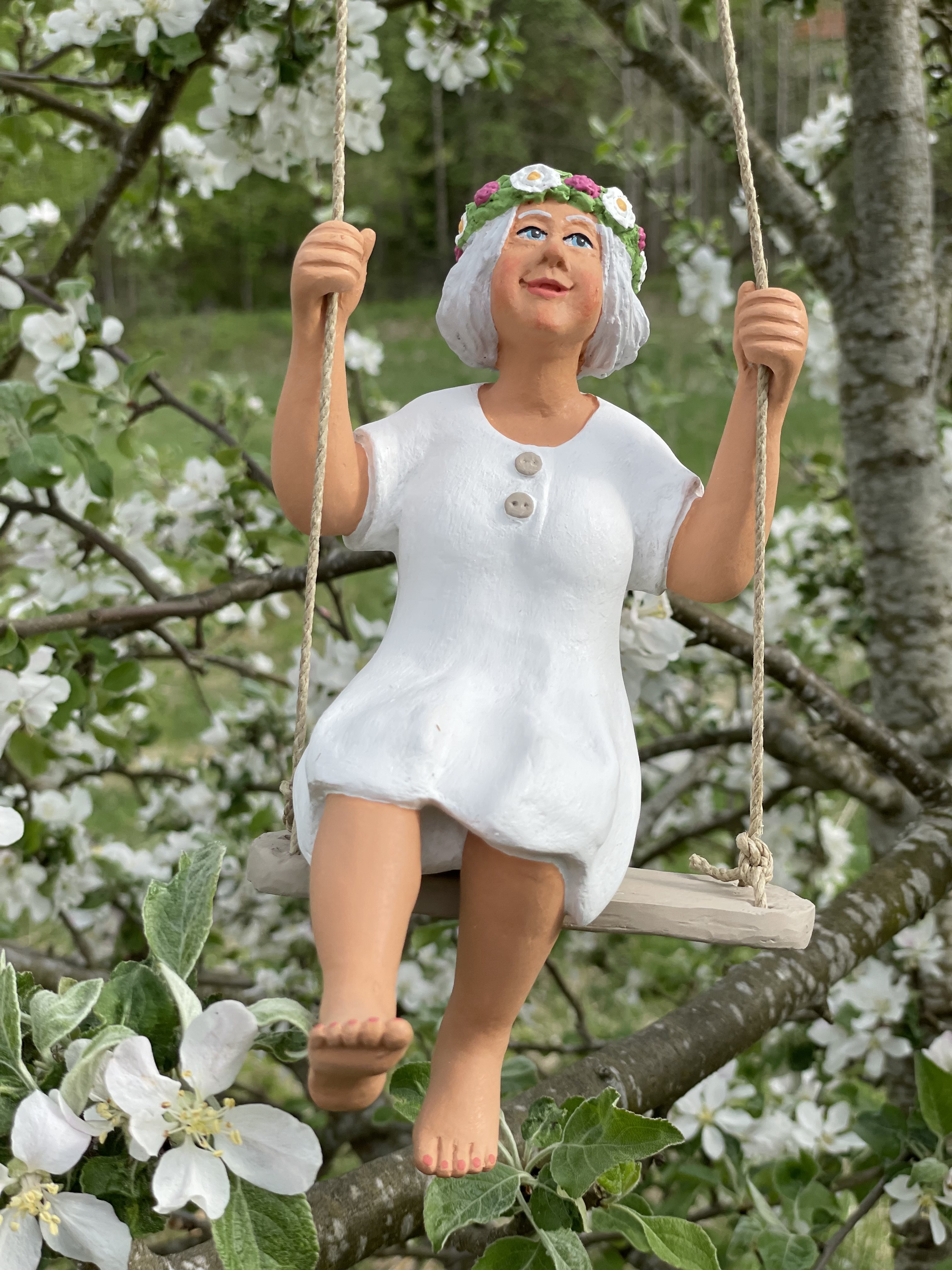 Elsa i gungan Figurin - Erkers Marie Persson