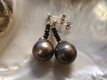 Earrings tahitian pearls and black spinel, 925-silver
