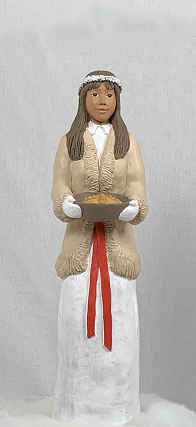 Tärna Maria Figurin 40 cm - Sverigealmanackans stora Luciatåg