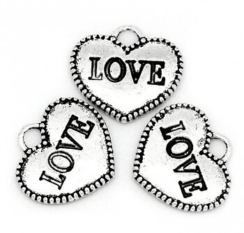 Charm  Heart "LOVE"