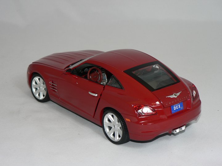 Chrysler Crossfire   1:18  Burago