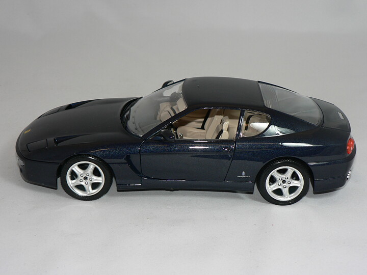 Ferrari 456 GT -1992  1:18  Burago